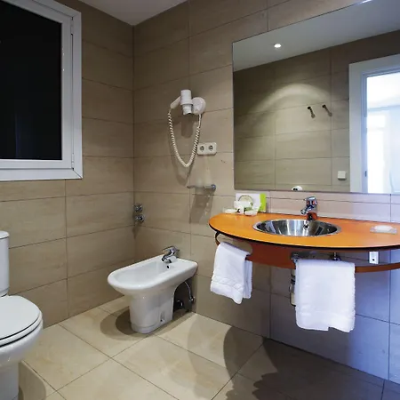 Otel Niza 3*