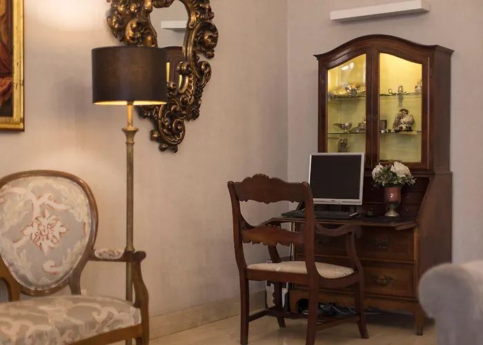 نيثا فندق سان سيباستيان