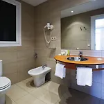 Отель Niza 3*